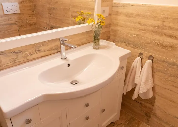 In Con Jacuzzi Feriehus